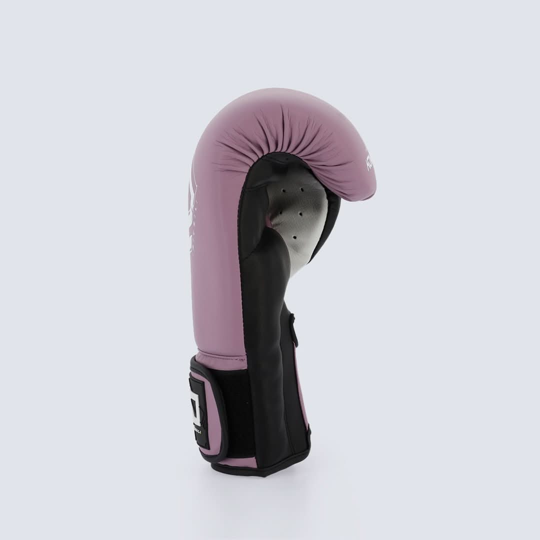 KOMBAT Kyros Fan Boxing Gloves – Comfort, Durability & Performance for Every Boxer
